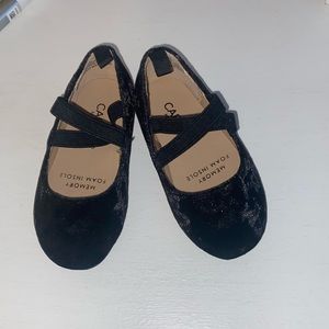 Like New - Toddler Girls Black Velvet Ballet Flat Size 5